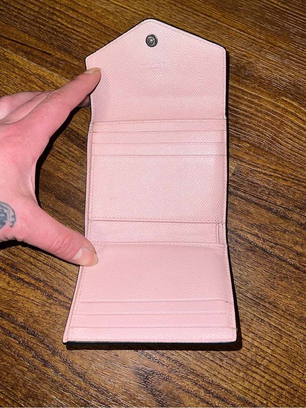 Coach Luxury Colorblock Black White Leather Chic Pink Trifold Wallet Preppy Y2K - Picture 6 of 9